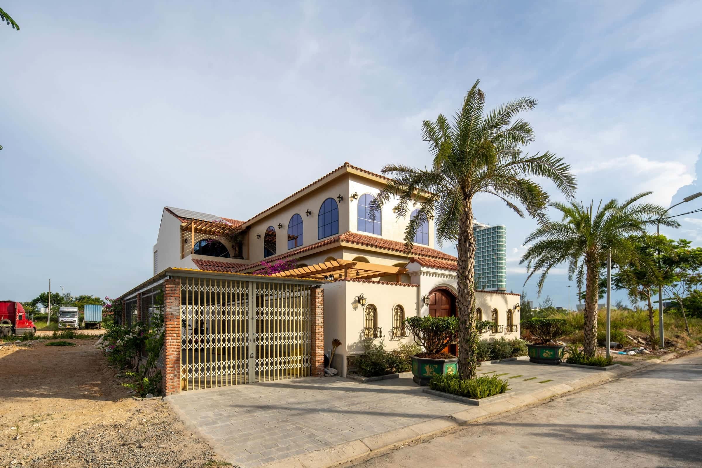 Thiết Kế Và Thi Công Trọn Gói Biệt Thự Phong Cách Đồng Quê L'Villa - 4